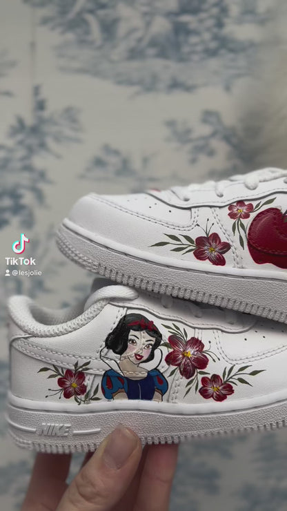 Snow White & apple - AF1